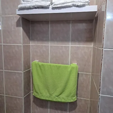 Apartment Apartman R-saray