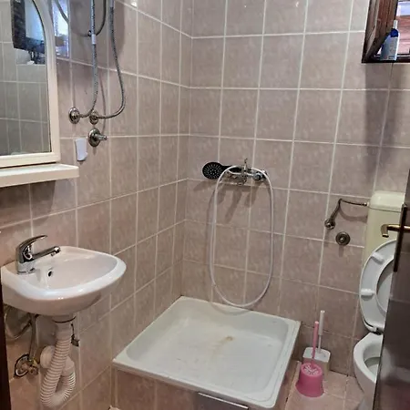 Apartment Apartman R-saray *